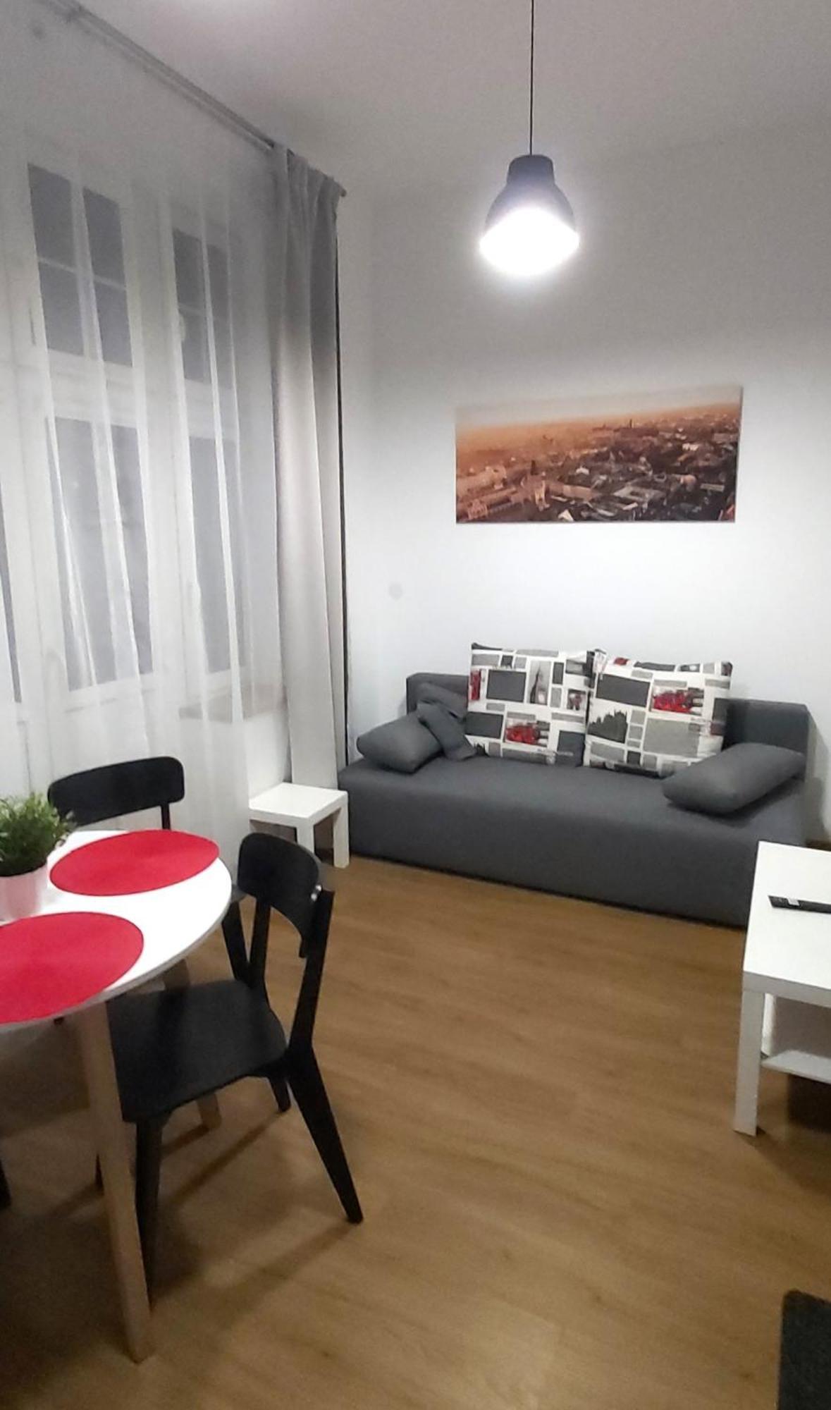 קרקוב Old Town Stage Apartment One מראה חיצוני תמונה